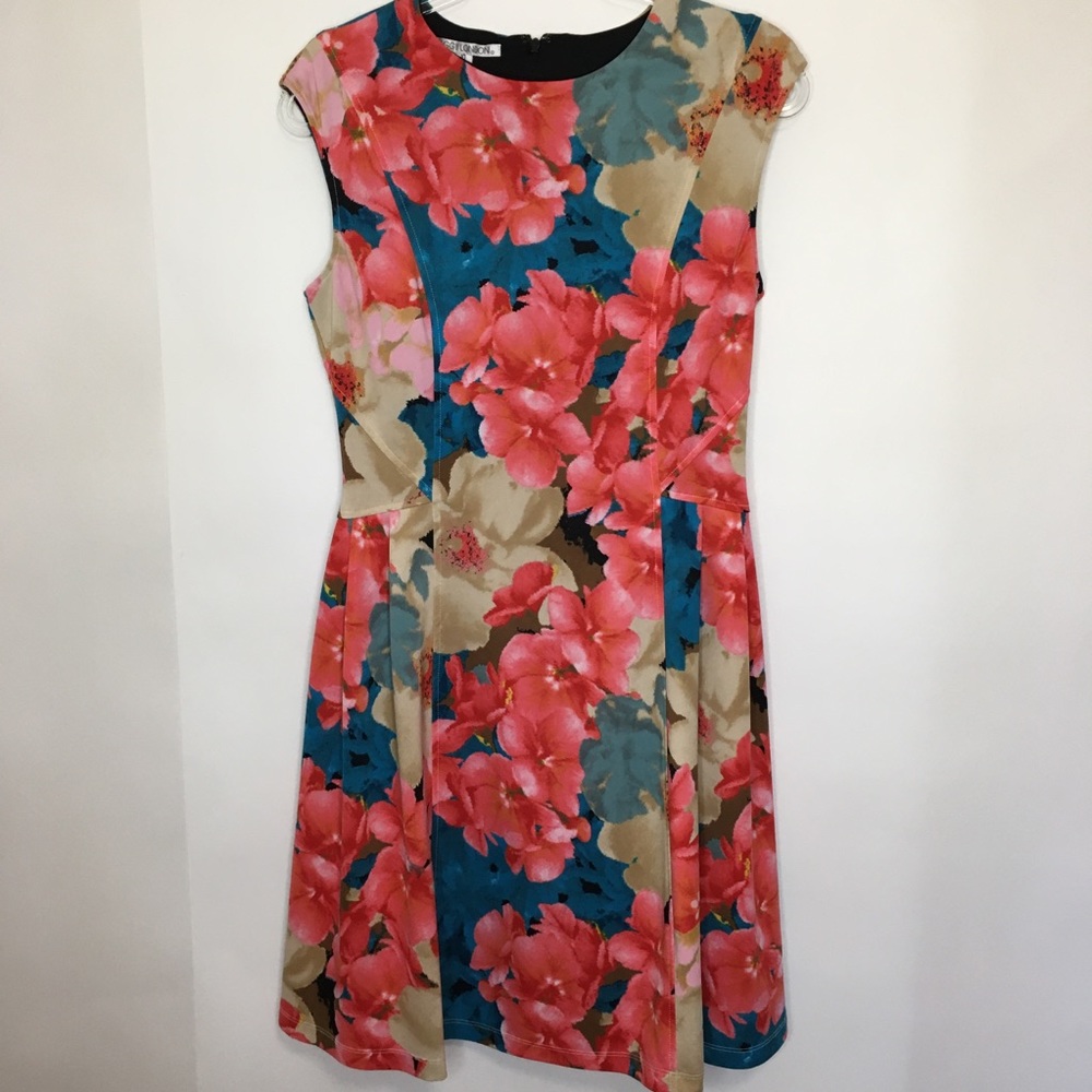 Maggie London Floral Dress